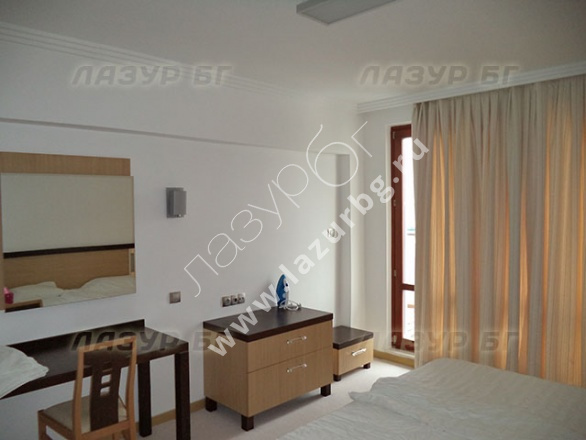 Меблированные апартаменты с морским видом в роскошном комплексе «Емеральд» в Равде